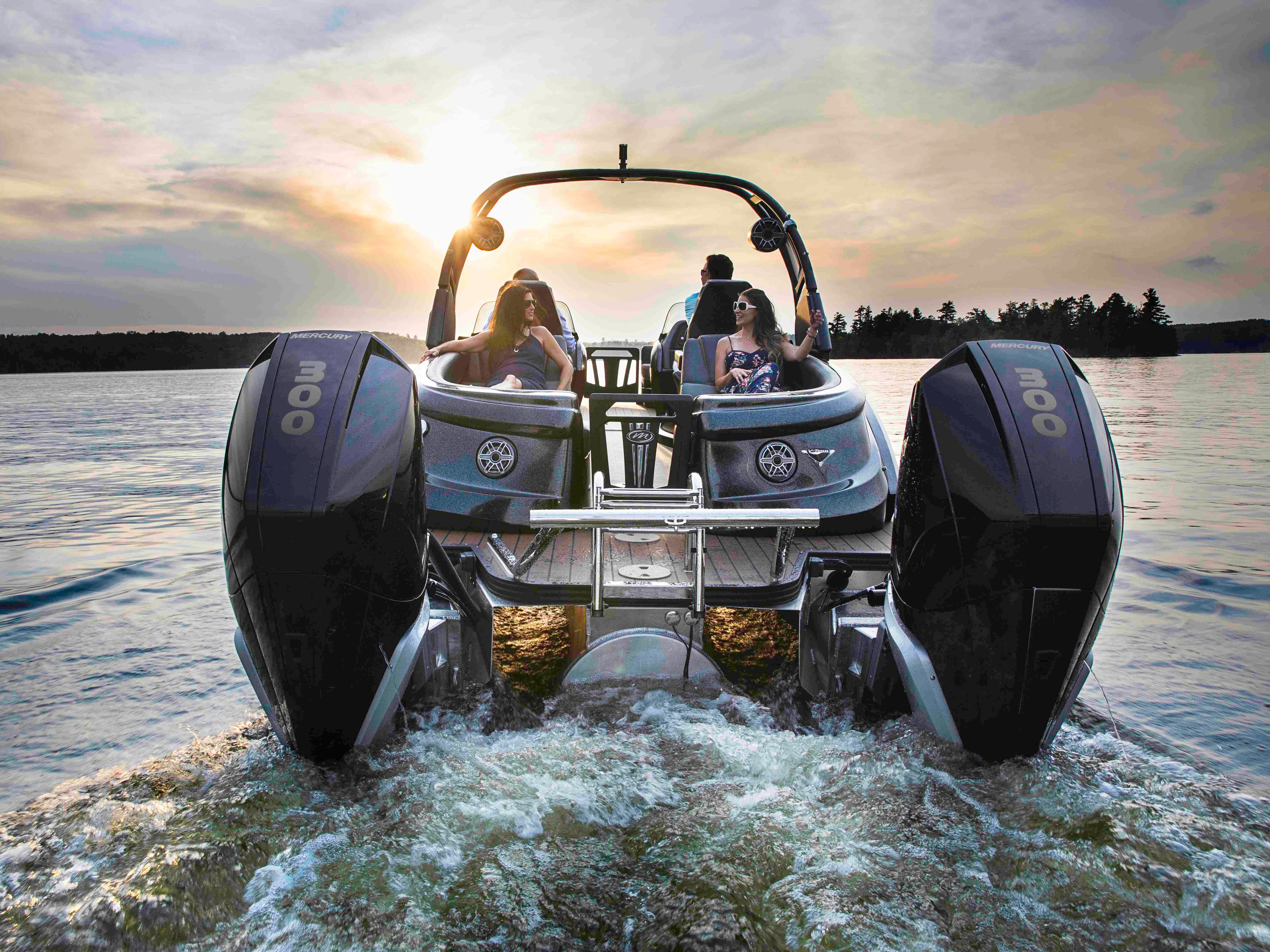 Manitou Luxury XT Black assisted with Power Steering
