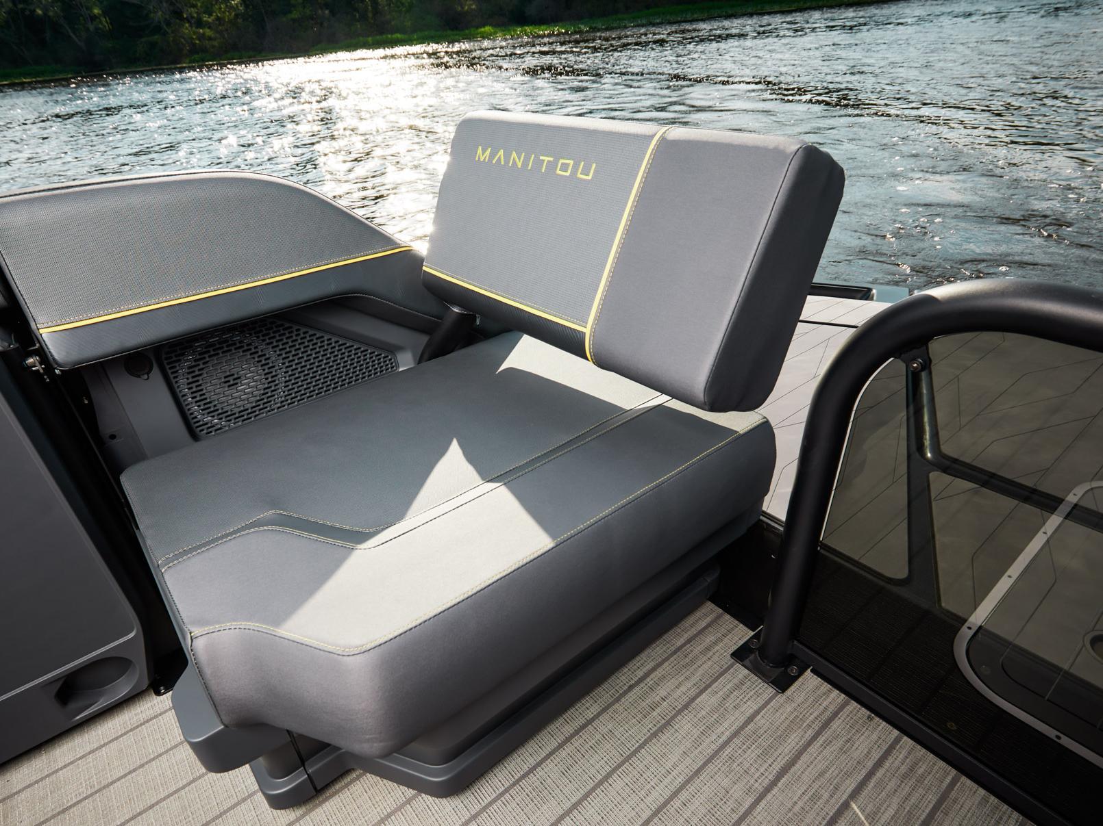 Seating arrangement of a 2023 Manitou Explore pontoon boat