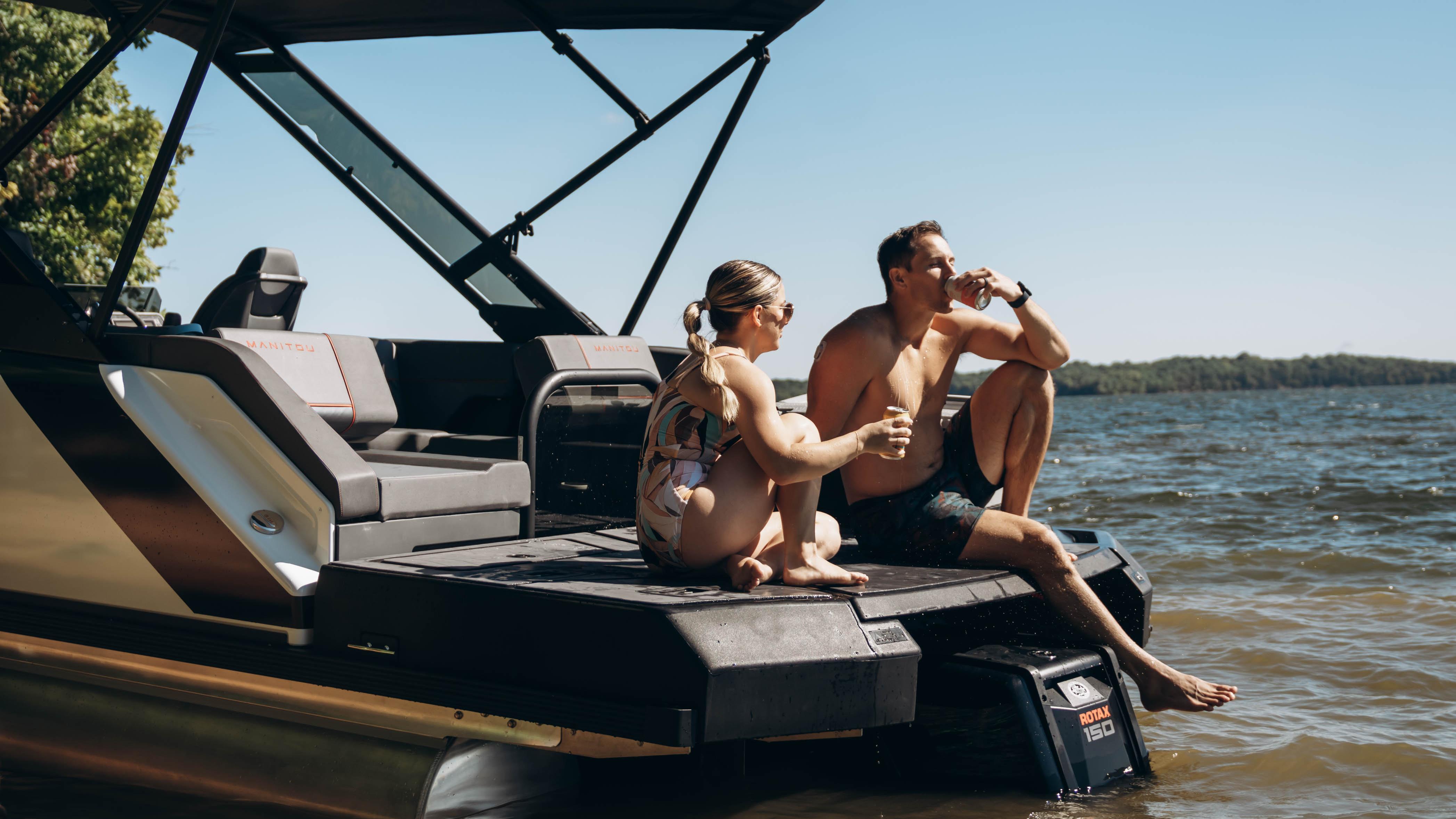 couple enjoing their MAX deck